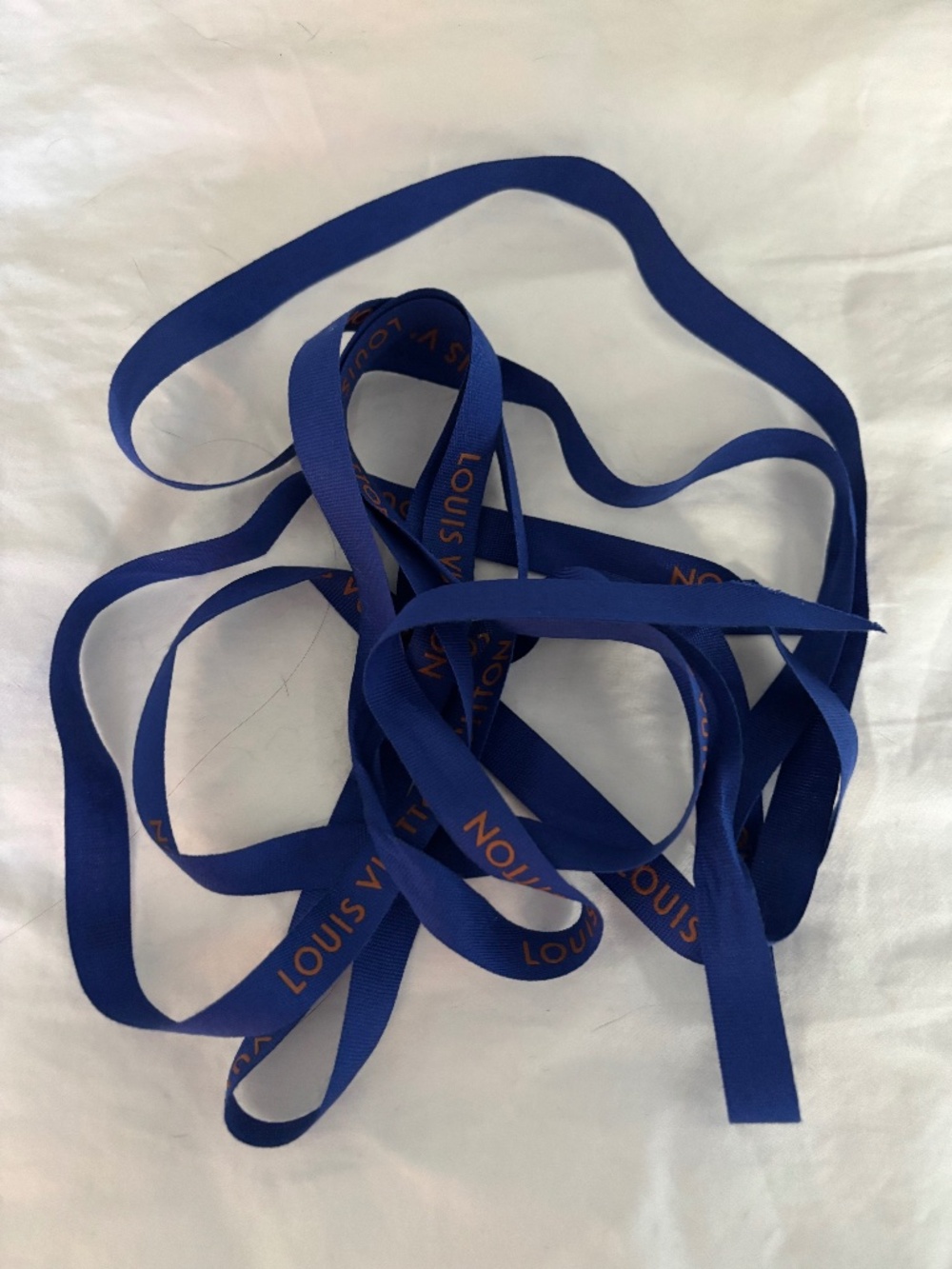 Louis Vuitton ribbon